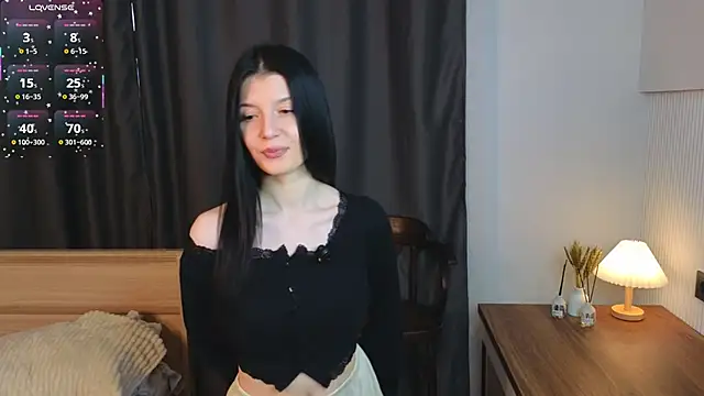 Snapshot of JazminLantey chatting on 04-12-26, 01:09 JazminLantey online show from 04-12-26, 01:09