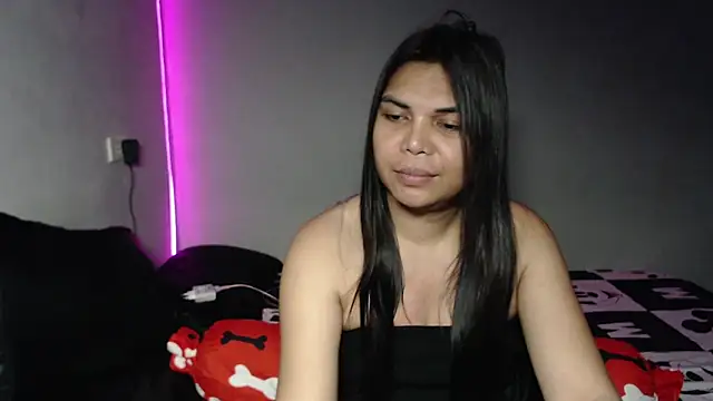 yourhotasiantrann online show from 04-03-26, 09:43