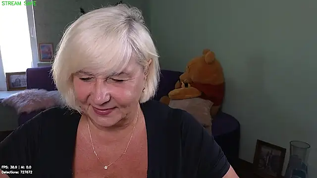Milane Milky online show from 07-28-26, 11:17