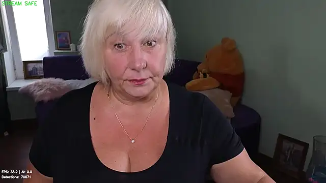 Milane Milky online show from 07-27-26, 05:36
