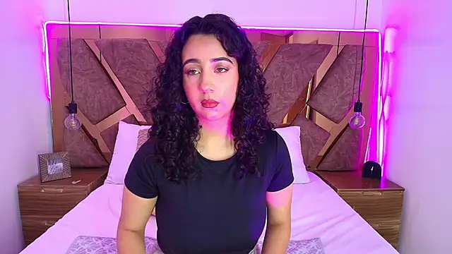 bella swwan  online show from 07-08-26, 02:40
