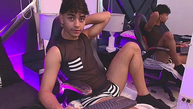 MiikeOthon online show from 04-02-26, 04:30