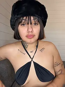 Abrildqquino online show from 06-20-26, 01:32