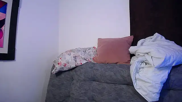 venus dreams  online show from 04-23-26, 03:46