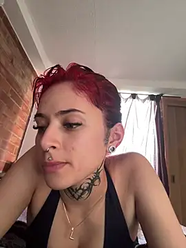 Snapshot of Babeel_ chatting on 06-12-26, 09:23 Babeel online show from 06-12-26, 09:23