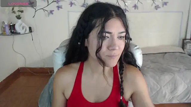 Snapshot of FreyaRouge chatting on 04-02-26, 03:08 FreyaRouge online show from 04-02-26, 03:08