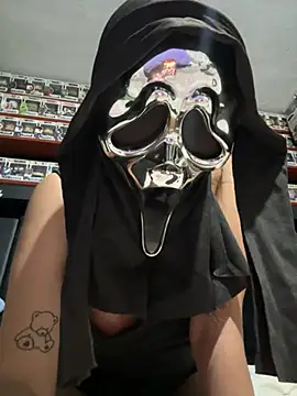 DulceLuaXxx online show from 04-12-26, 02:48