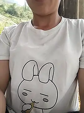 Lisa-aa online show from 04-15-26, 05:35