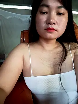 Snapshot of Linh_Hoang chatting on 05-28-26, 09:17 Linh Hoang online show from 05-28-26, 09:17