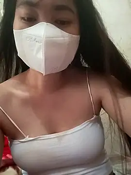 Snapshot of Linh_Hoang chatting on 05-22-26, 05:27 Linh Hoang online show from 05-22-26, 05:27