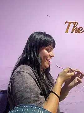 Snapshot of SamanthaColen_ chatting on 03-31-26, 03:52 SamanthaColen online show from 03-31-26, 03:52