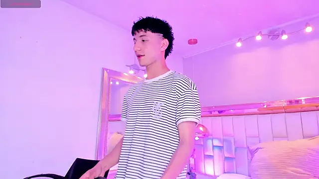 Taylor Brooks online show from 04-06-26, 06:09