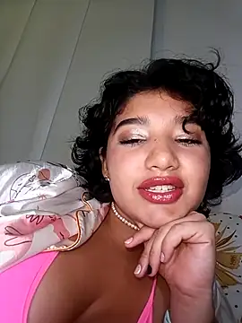 kuromiiiiii online show from 04-19-26, 08:59