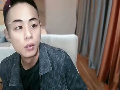 Snapshot of davidboys chatting on 04-10-26, 05:14 davidboys online show from 04-10-26, 05:14