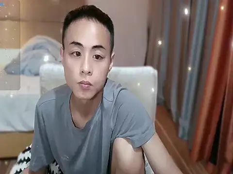 Snapshot of davidboys chatting on 04-09-26, 02:01 davidboys online show from 04-09-26, 02:01