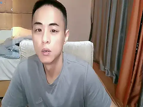 Snapshot of davidboys chatting on 04-06-26, 04:30 davidboys online show from 04-06-26, 04:30