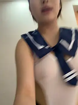 Snapshot of xx132546 chatting on 05-11-26, 04:04 xx132546 online show from 05-11-26, 04:04