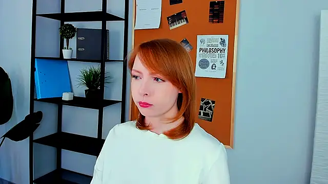 Snapshot of CherryCrushLove chatting on 04-15-26, 05:57 CherryCrushLove online show from 04-15-26, 05:57