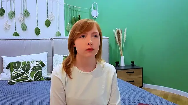 CherryCrushLove online show from 03-31-26, 09:00