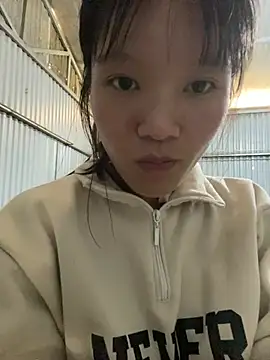 Elisa-a online show from 04-06-26, 01:23