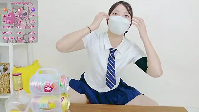 Snapshot of MISOSIRURICE chatting on 05-20-26, 02:03 MISOSIRURICE online show from 05-20-26, 02:03