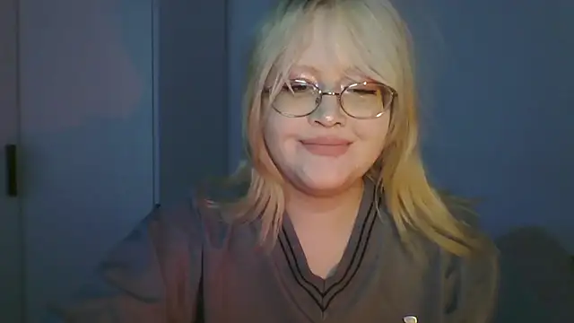 Snapshot of Elayne_Sweet chatting on 05-29-26, 06:08 Elayne Sweet online show from 05-29-26, 06:08