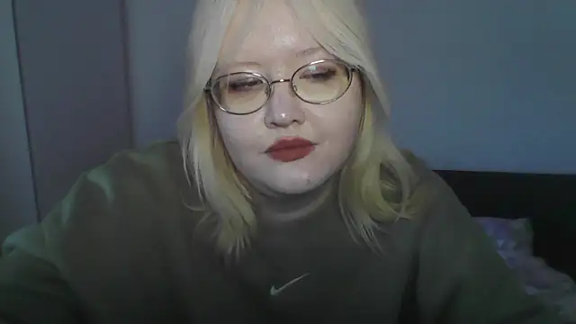 Snapshot of Elayne_Sweet chatting on 05-15-26, 10:46 Elayne Sweet online show from 05-15-26, 10:46