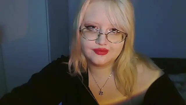 Snapshot of Elayne_Sweet chatting on 05-28-26, 06:10 Elayne Sweet online show from 05-28-26, 06:10