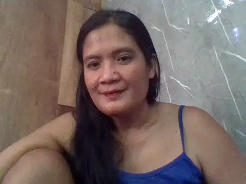 Snapshot of PinayZaira chatting on 07-02-26, 03:23 PinayZaira online show from 07-02-26, 03:23
