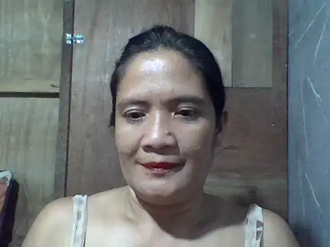 Snapshot of PinayZaira chatting on 06-21-26, 07:25 PinayZaira online show from 06-21-26, 07:25