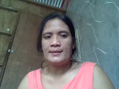 Snapshot of PinayZaira chatting on 06-11-26, 03:14 PinayZaira online show from 06-11-26, 03:14