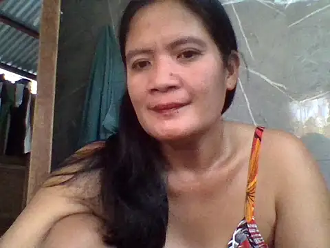 Snapshot of PinayZaira chatting on 07-14-26, 06:51 PinayZaira online show from 07-14-26, 06:51