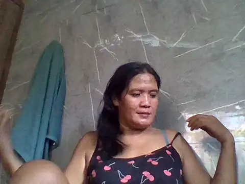 Snapshot of PinayZaira chatting on 07-13-26, 07:07 PinayZaira online show from 07-13-26, 07:07