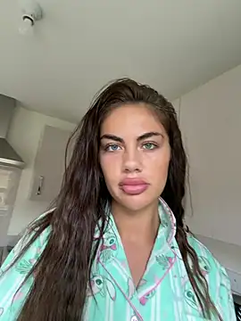 Jessiebx online show from 06-12-26, 10:57