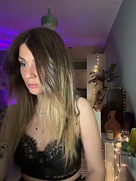 Snapshot of Rita_Tease chatting on 05-26-26, 06:06 Rita Tease online show from 05-26-26, 06:06