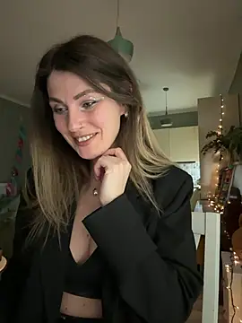 Snapshot of Rita_Tease chatting on 04-19-26, 06:21 Rita Tease online show from 04-19-26, 06:21