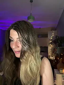 Snapshot of Rita_Tease chatting on 05-13-26, 07:10 Rita Tease online show from 05-13-26, 07:10