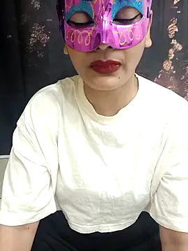 Cute Anushka97 online show from 04-05-26, 12:23