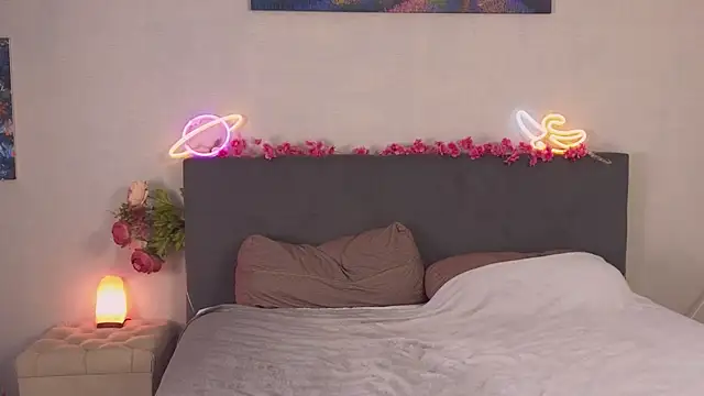 Jessy Blonde online show from 04-06-26, 08:48