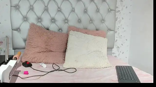 brenda sofia69 online show from 07-28-26, 03:21
