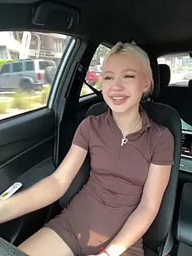 Snapshot of Kiss_Auroraa chatting on 04-05-26, 03:35 Kiss Auroraa online show from 04-05-26, 03:35