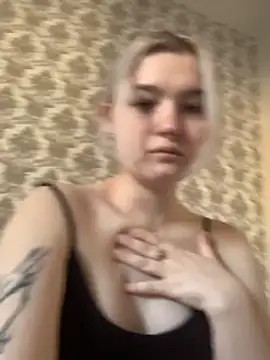 KimCarr online show from 04-05-26, 01:40