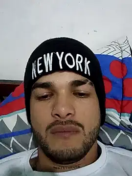 Snapshot of Nicolas_Moncadas chatting on 04-04-26, 07:31 Nicolas Moncadas online show from 04-04-26, 07:31