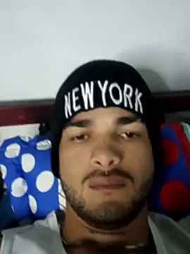 Snapshot of Nicolas_Moncadas chatting on 04-14-26, 11:59 Nicolas Moncadas online show from 04-14-26, 11:59