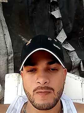 Snapshot of Nicolas_Moncadas chatting on 03-31-26, 03:14 Nicolas Moncadas online show from 03-31-26, 03:14