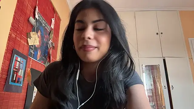 Snapshot of JenniRoutt chatting on 04-04-26, 02:12 JenniRoutt online show from 04-04-26, 02:12