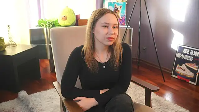 MathaConnie online show from 04-06-26, 04:19