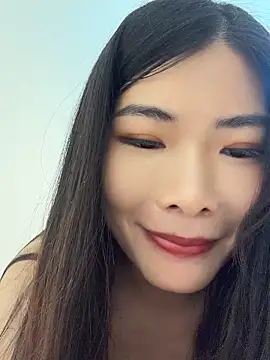 Snapshot of Xiaoyunduo1 chatting on 06-03-26, 03:06 Xiaoyunduo1 online show from 06-03-26, 03:06