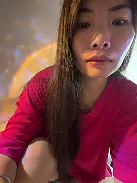 Snapshot of Xiaoyunduo1 chatting on 05-08-26, 05:11 Xiaoyunduo1 online show from 05-08-26, 05:11