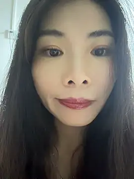 Snapshot of Xiaoyunduo1 chatting on 06-30-26, 03:12 Xiaoyunduo1 online show from 06-30-26, 03:12